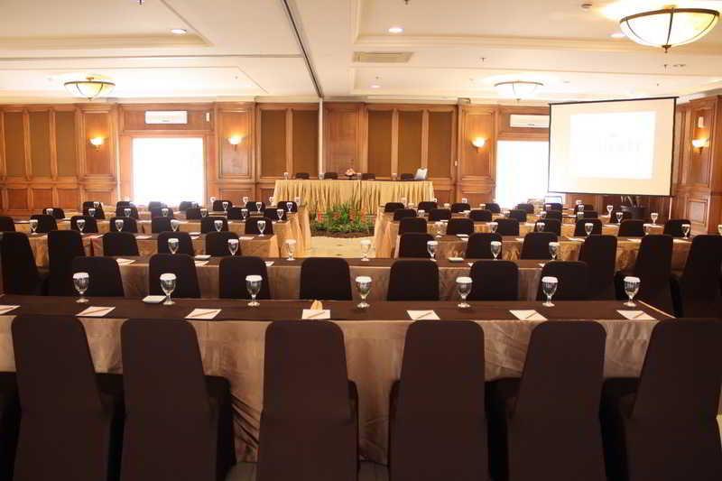 The Majesty Hotel Bandung Dış mekan fotoğraf