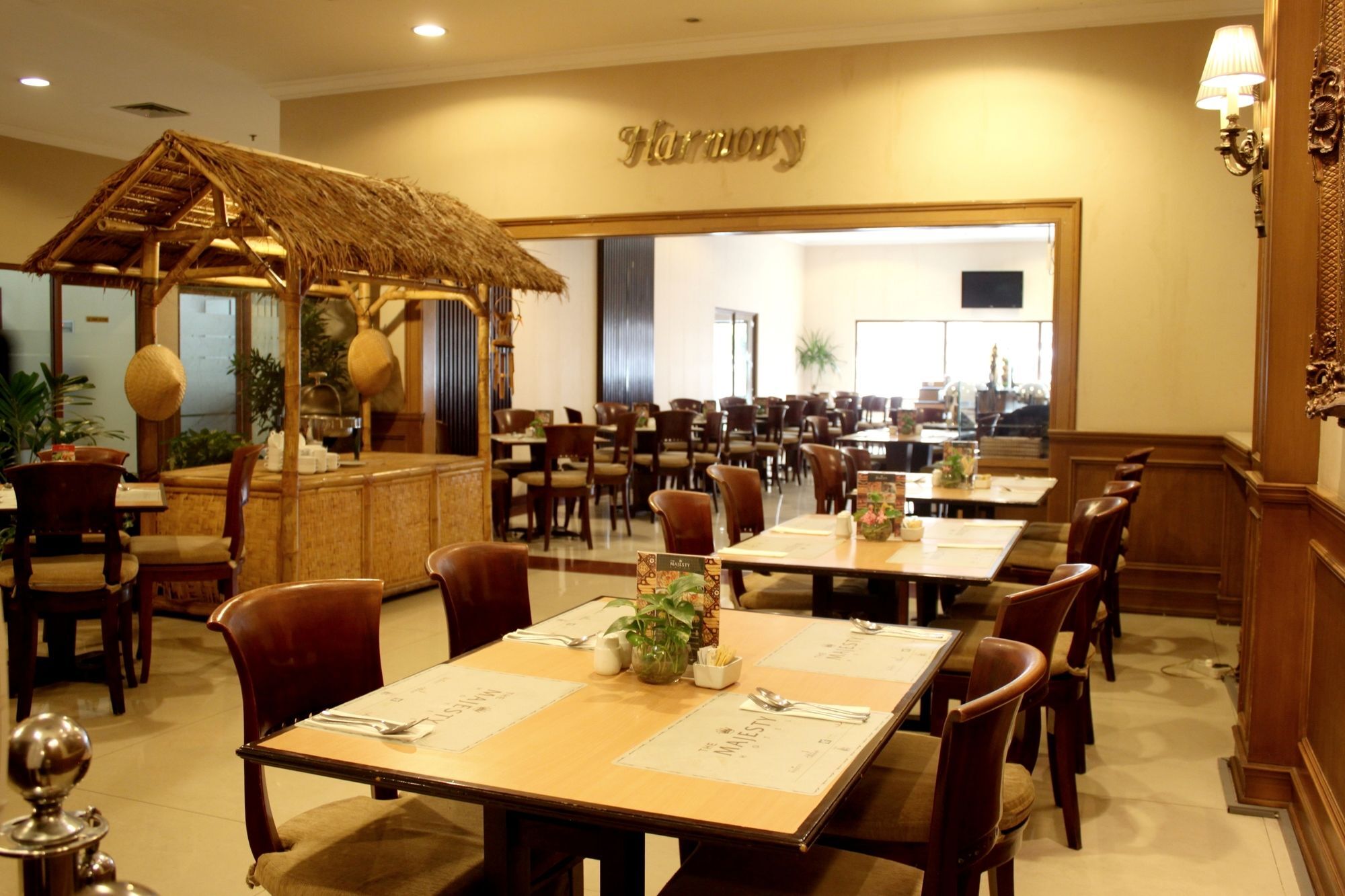The Majesty Hotel Bandung Dış mekan fotoğraf