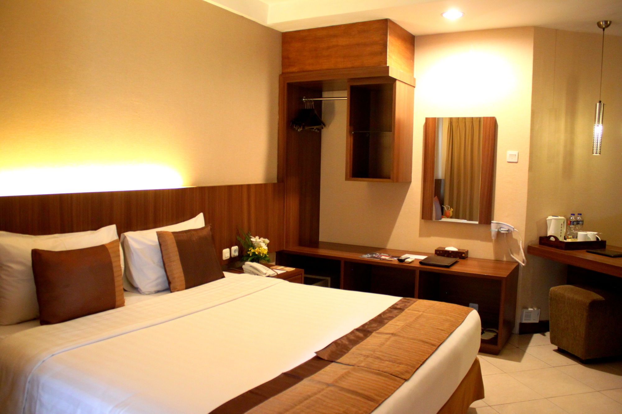 The Majesty Hotel Bandung Dış mekan fotoğraf